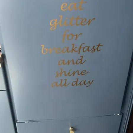 Luxliv Apartements *